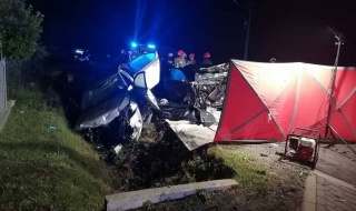 Koszmar w Strzałkach. Pijany kierowca staranował skodę – nie żyje 23-letnia kierująca