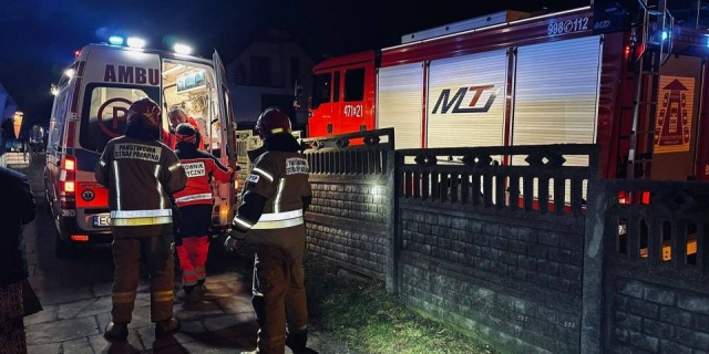 67-latek utknął w podajniku pieca. Nie żyje. Dramat na prywatnej posesji w gminie Wodzierady