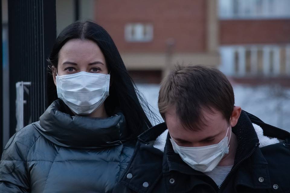 Dwie kolejne ofiary koronawirusa w województwie łódzkim. W kraju 184 nowych przypadków zakażenia